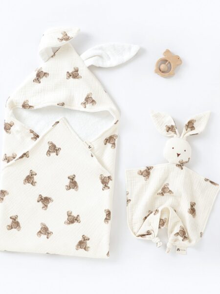 Towel & Comforter Set